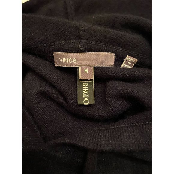 Vince Bergdorf Goodman 100% Cashmere Black Batwing Sweater Medium - Picture 2 of 5